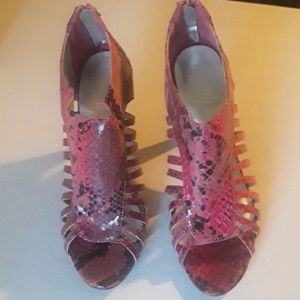 Andiamo Pink Faux Snakeskin High Heels 9M